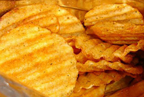 Вот почему детям категорически нельзя есть чипсы